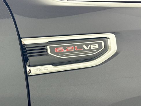 Used 2023 GMC Sierra 1500 Denali AWD/4WD image 9