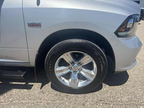 Used 2018 RAM 1500 Sport AWD/4WD image 18