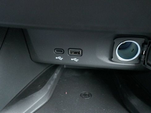 New 2026 Buick Envista Sport Touring w/ Convenience I Package FWD image 18