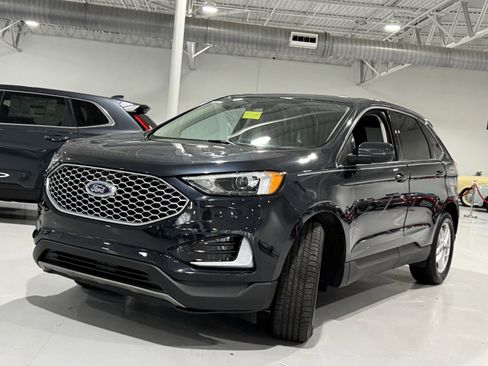 Used 2024 Ford Edge SEL image 15