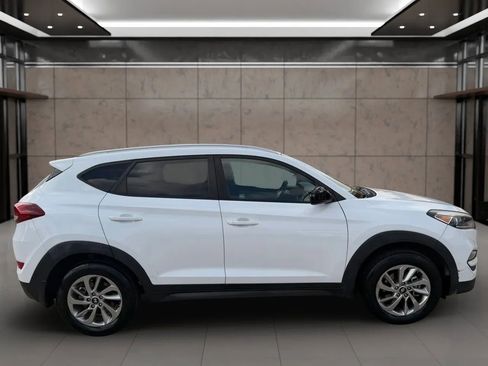 Used 2016 Hyundai Tucson SE w/ Option Group 02 image 15