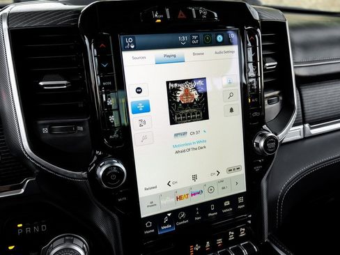 Used 2022 RAM 1500 Limited image 40