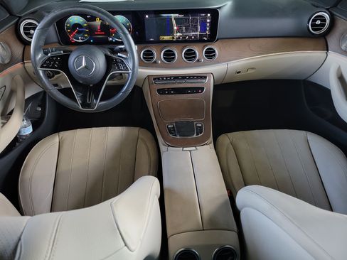 Used 2022 Mercedes-Benz E 350 Sedan image 12