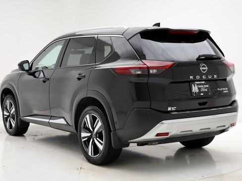 Used 2023 Nissan Rogue Platinum w/ Platinum Premium Package image 7