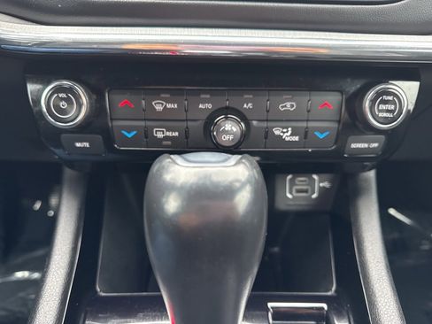 Used 2022 Jeep Compass High Altitude image 25