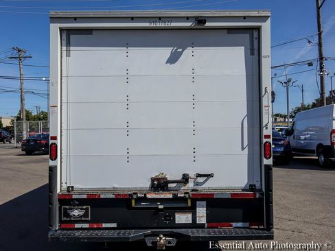 Used 2021 Ford E-350 and Econoline 350 Super Duty RWD image 7