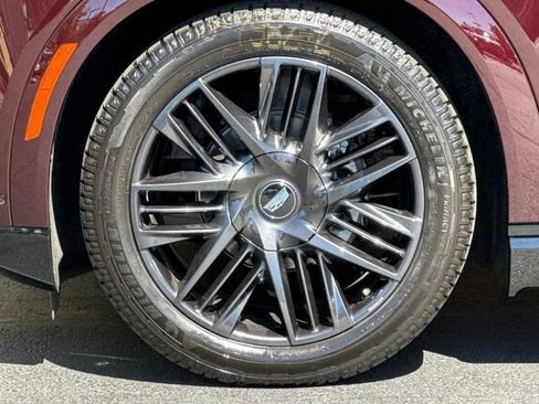 New 2025 Cadillac Escalade IQ Sport 2 w/ LPO, ONYX Package image 27