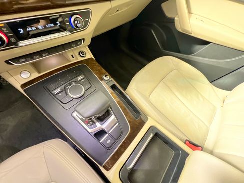 Used 2018 Audi Q5 2.0T Premium image 26