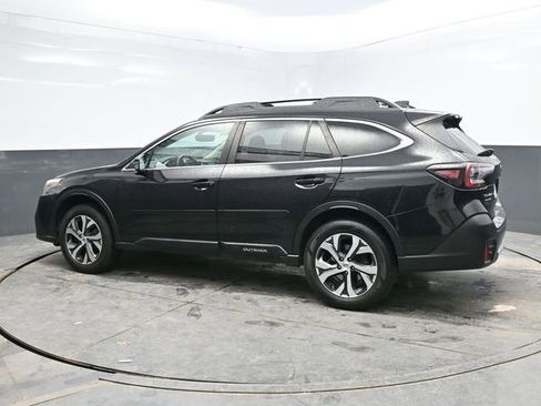 Used 2022 Subaru Outback Limited image 4