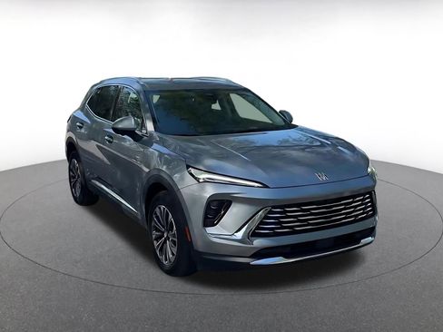 Used 2024 Buick Envision Preferred image 3