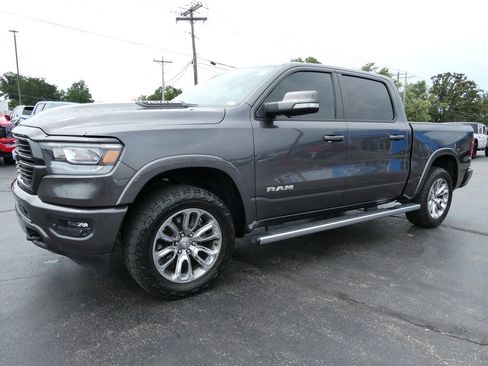 Used 2021 RAM 1500 Laramie w/ Sport Appearance Package AWD/4WD image 8