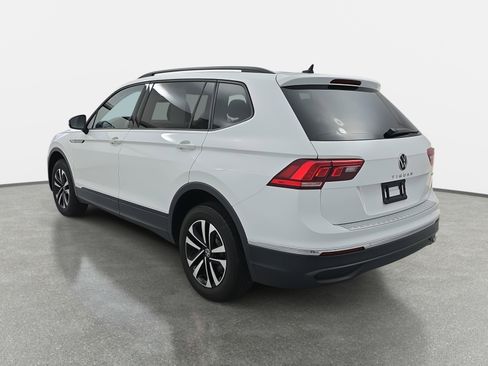 Certified 2022 Volkswagen Tiguan S image 5