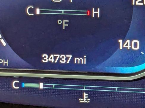 Used 2022 Chevrolet Tahoe RST w/ Sport Performance Package image 19