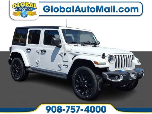 Used 2023 Jeep Wrangler Unlimited Sahara w/ Cold Weather Group AWD/4WD image 1