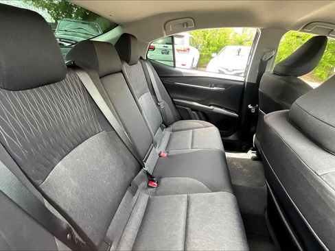 Used 2026 Toyota Camry LE image 19