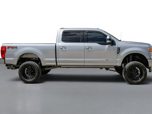 Used 2020 Ford F250 Lariat w/ Lariat Ultimate Package AWD/4WD image 5
