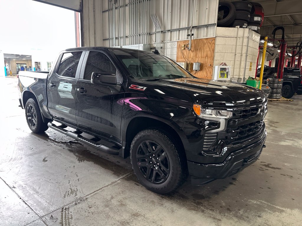 Used 2026 Chevrolet Silverado 1500 RST AWD/4WD image 2