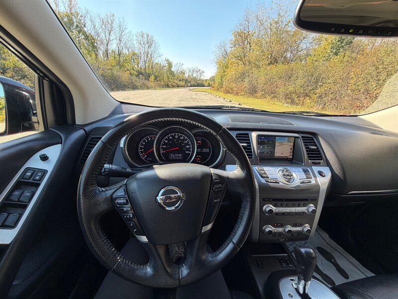 Used 2012 Nissan Murano SL w/ Navigation Pkg AWD/4WD image 12