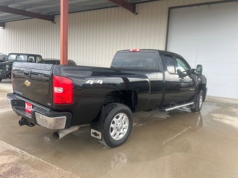 Used 2011 Chevrolet Silverado 3500 LTZ image 9