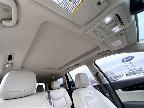 Used 2020 Cadillac XT6 Premium Luxury image 13