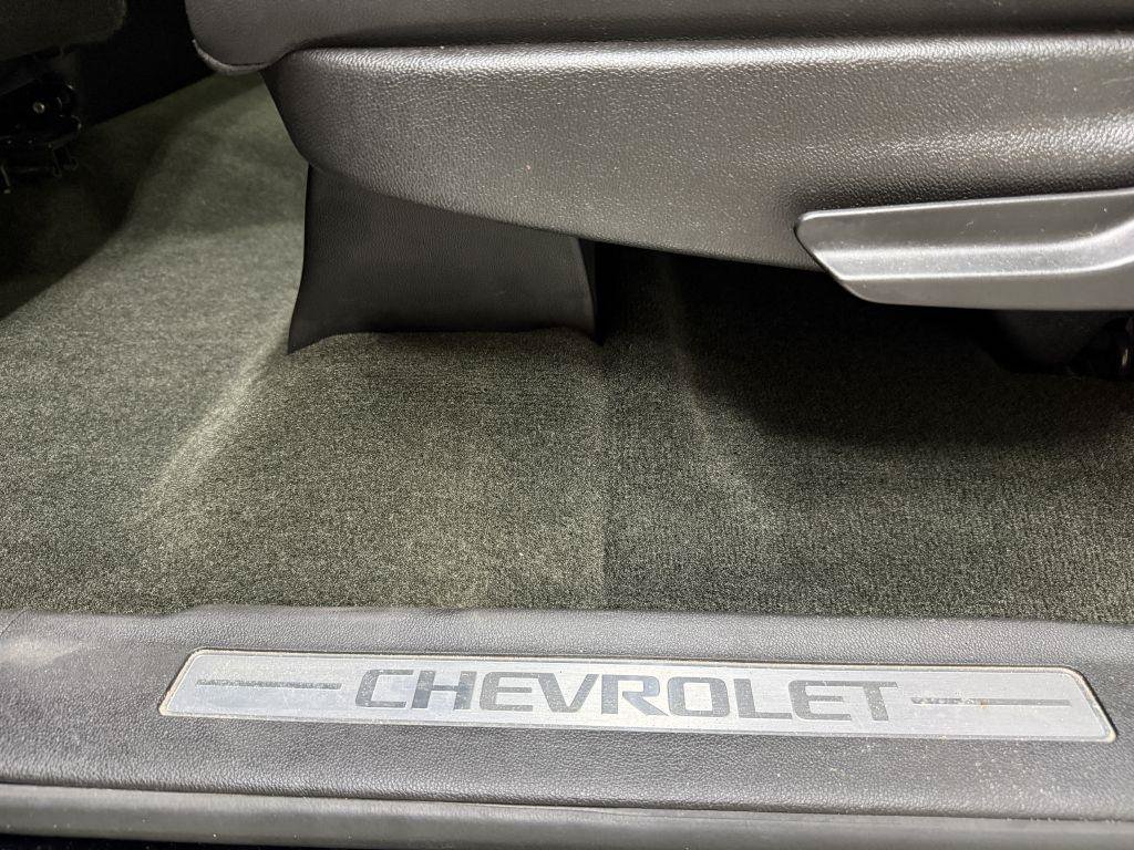 Used 2017 Chevrolet Suburban Premier AWD/4WD image 31