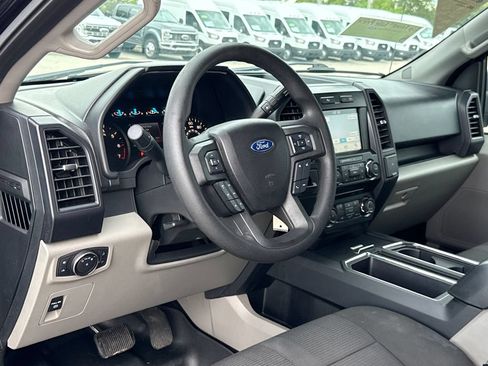 Used 2017 Ford F150 XL w/ Equipment Group 101A Mid RWD image 5