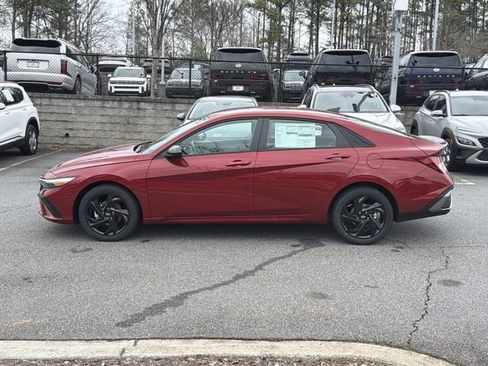 New 2026 Hyundai Elantra Sport image 4