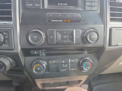 Used 2016 Ford F150 XLT w/ Trailer Tow Package image 16