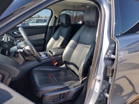 Used 2018 Land Rover Range Rover Velar S image 2