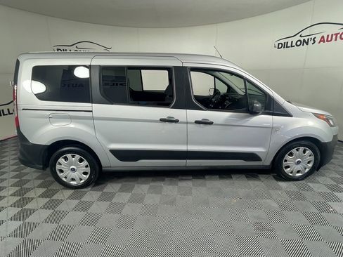 Used 2022 Ford Transit Connect XL image 8
