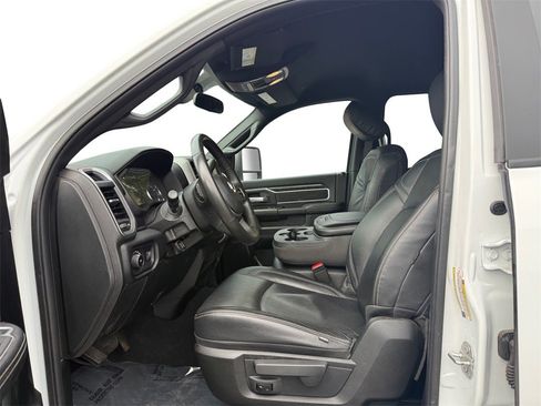 Used 2024 RAM 3500 SLT w/ Quick Order Package 2YG SLT image 9