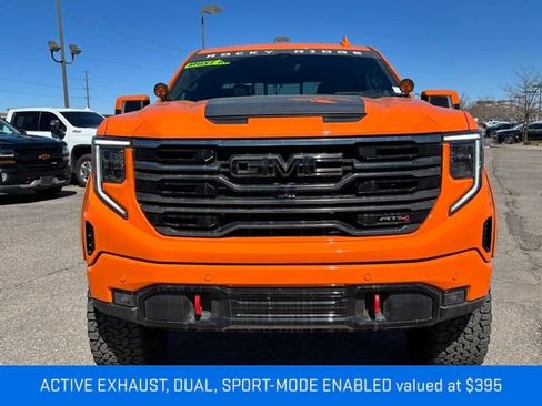 New 2025 GMC Sierra 1500 AT4 w/ AT4 Premium Package AWD/4WD image 10