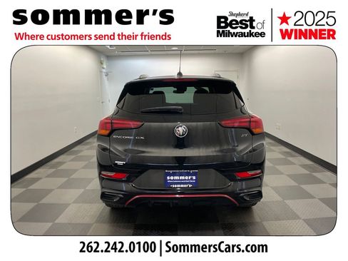 Used 2022 Buick Encore GX Select w/ Sport Touring Package FWD image 4