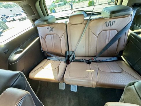Used 2024 Ford Expedition King Ranch image 16