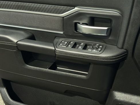 New 2026 RAM 2500 Big Horn AWD/4WD image 30
