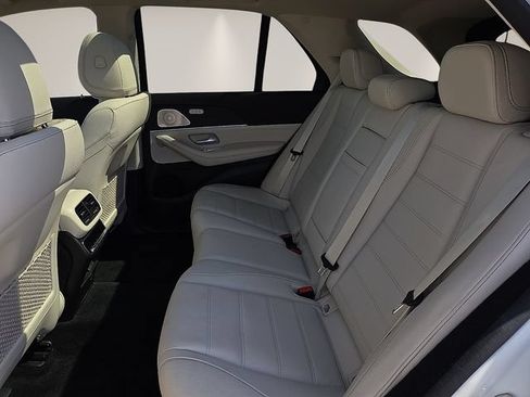 Used 2021 Mercedes-Benz GLE 580 4MATIC image 14