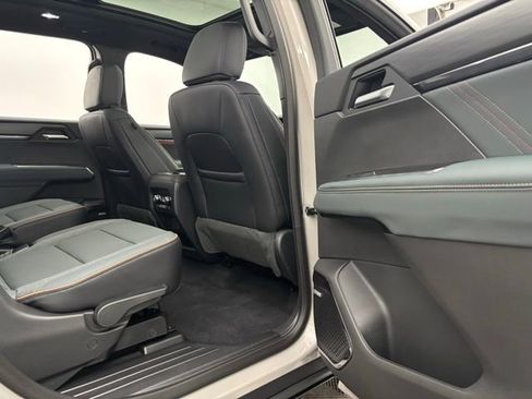 New 2026 GMC Acadia AT4 w/ Luxury Package image 38