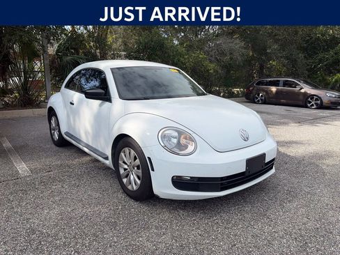 Used 2015 Volkswagen Beetle 1.8T FWD image 1