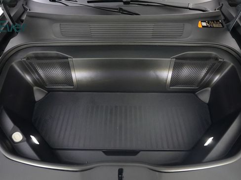 Used 2025 Rivian R1T Premium AWD/4WD image 28