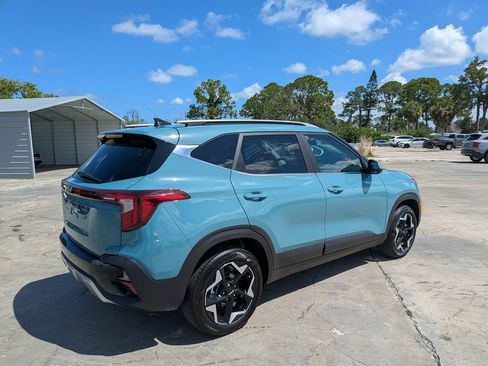 Certified 2026 Kia Seltos EX FWD image 8