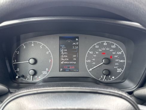 Used 2025 Toyota Corolla LE FWD image 18