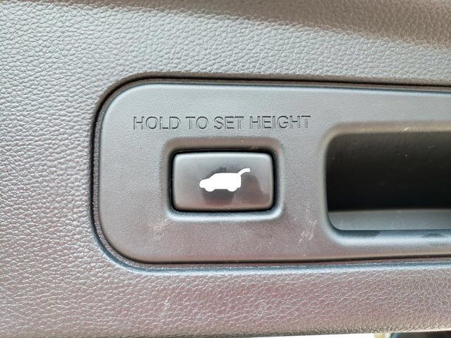 Used 2023 Acura MDX SH-AWD image 10