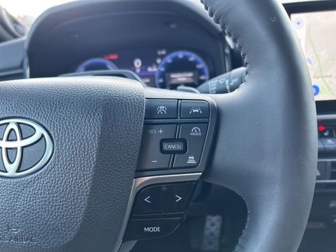 Used 2025 Toyota Camry XSE image 19