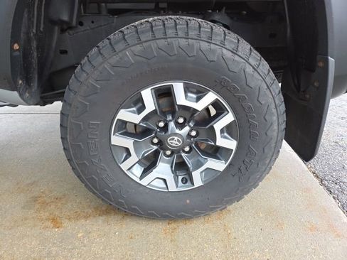 Used 2021 Toyota Tacoma TRD Off-Road image 68