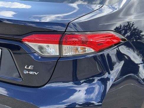 Used 2025 Toyota Corolla LE FWD image 7
