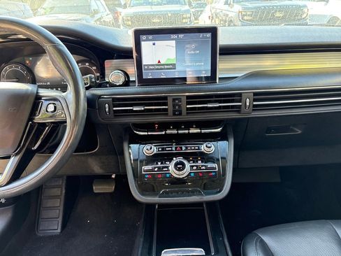 Used 2021 Lincoln Corsair AWD w/ Premium Package image 25