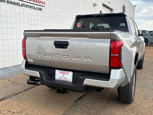 New 2026 Toyota Tacoma SR5 image 28