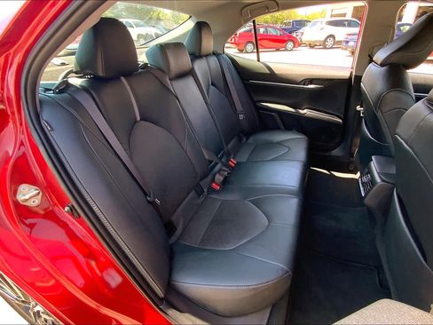 Used 2019 Toyota Camry XSE FWD image 20