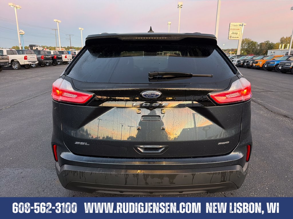 Used 2024 Ford Edge SEL w/ Sport Appearance Package AWD/4WD image 4