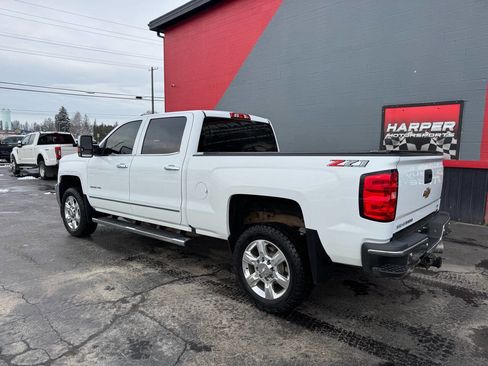 Used 2019 Chevrolet Silverado 2500 LTZ w/ Duramax Plus Package image 17